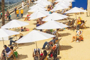 Summer: Paris Plages and FNAC LIVE